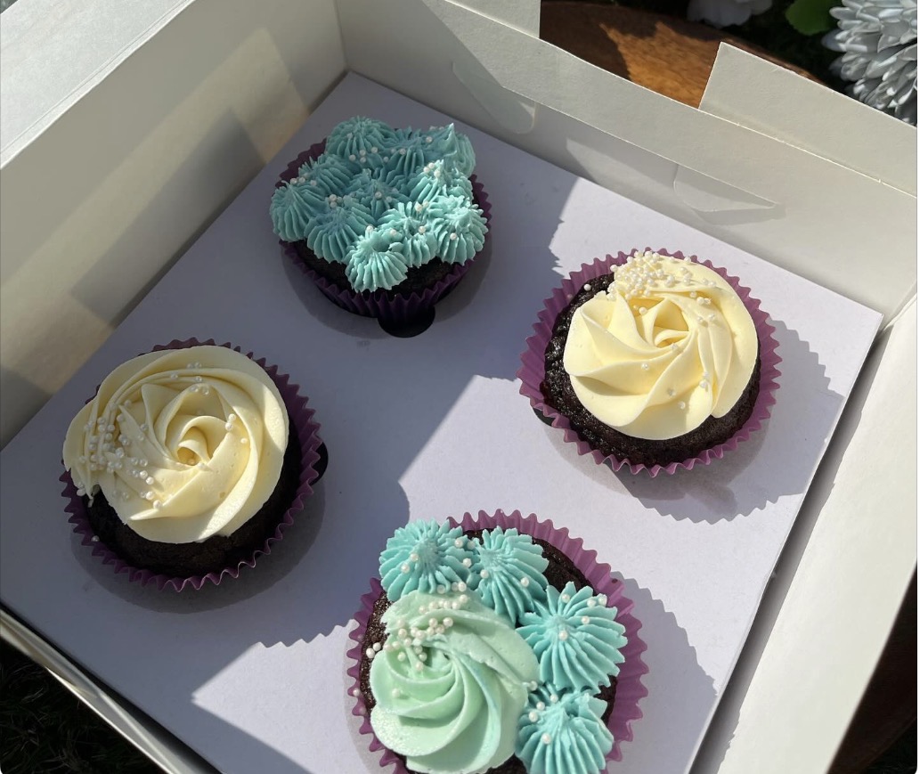 Custom cupcake set